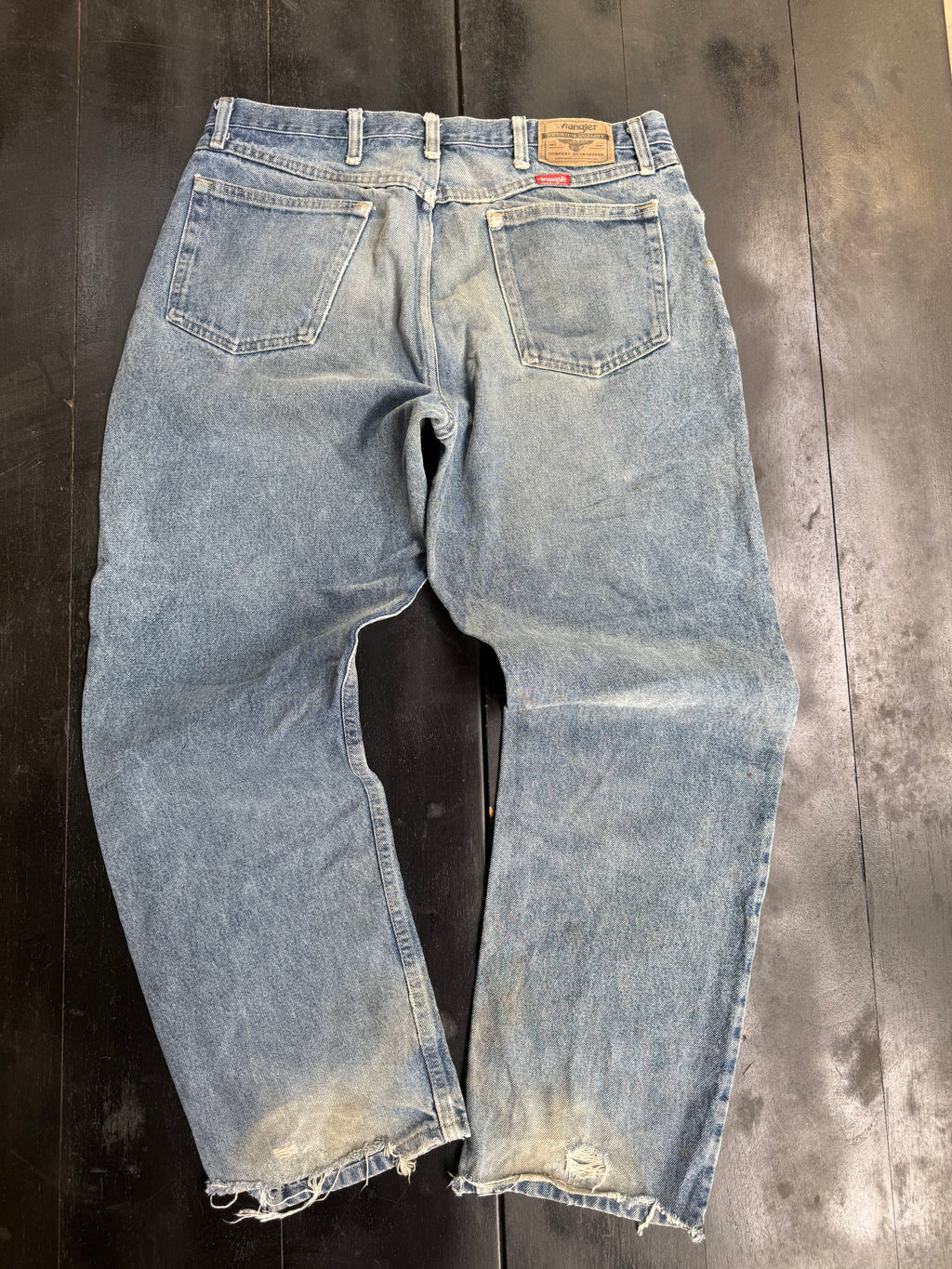 Wrangler Premium Quality Relaxed Fit Vintage Wash
